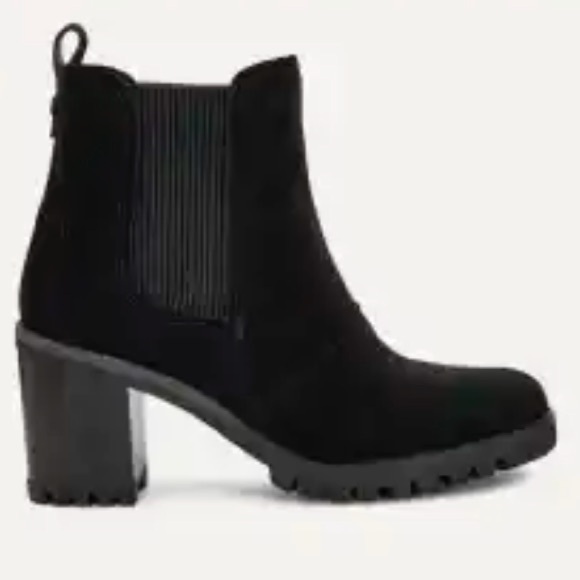 NWT Ugg Hazel Boot - Picture 1 of 11
